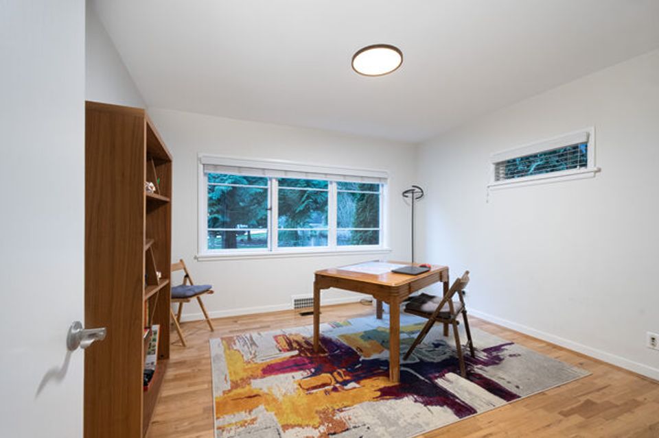 024 at 1310 29th Street, Altamont, West Vancouver