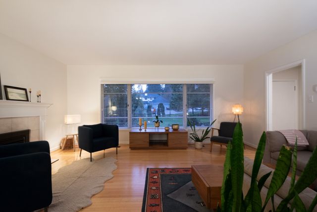 012 at 1310 29th Street, Altamont, West Vancouver