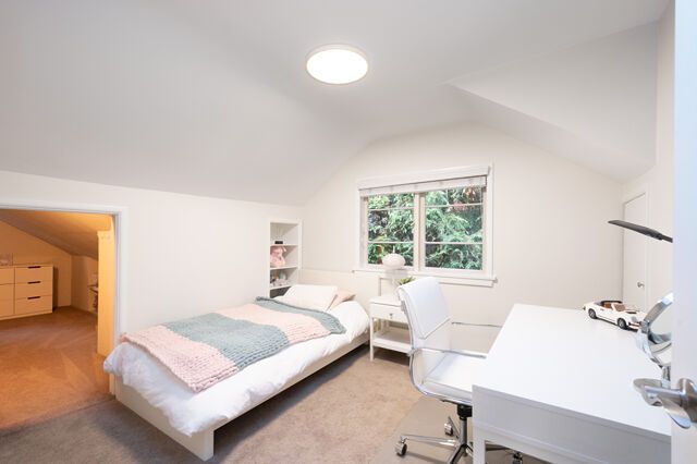 029 at 1310 29th Street, Altamont, West Vancouver