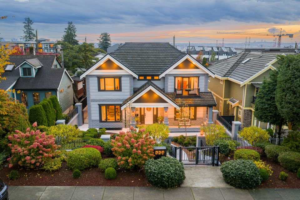 559-east-4th-street-north-vancouver-74 at 559 E 4th Street, Lower Lonsdale, North Vancouver