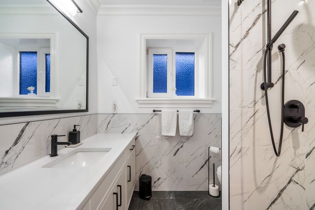 559-east-4th-street-north-vancouver-32 at 559 E 4th Street, Lower Lonsdale, North Vancouver