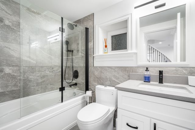 559-east-4th-street-north-vancouver-40 at 559 E 4th Street, Lower Lonsdale, North Vancouver