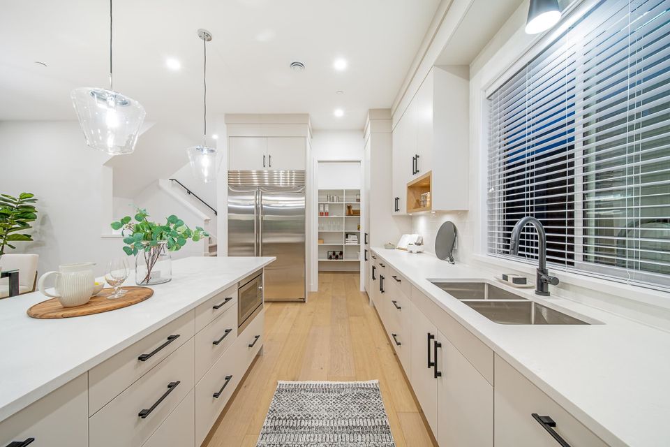 23a-glenmore-drive-glenmore-west-vancouver-03 at 23A Glenmore Drive, Glenmore, West Vancouver