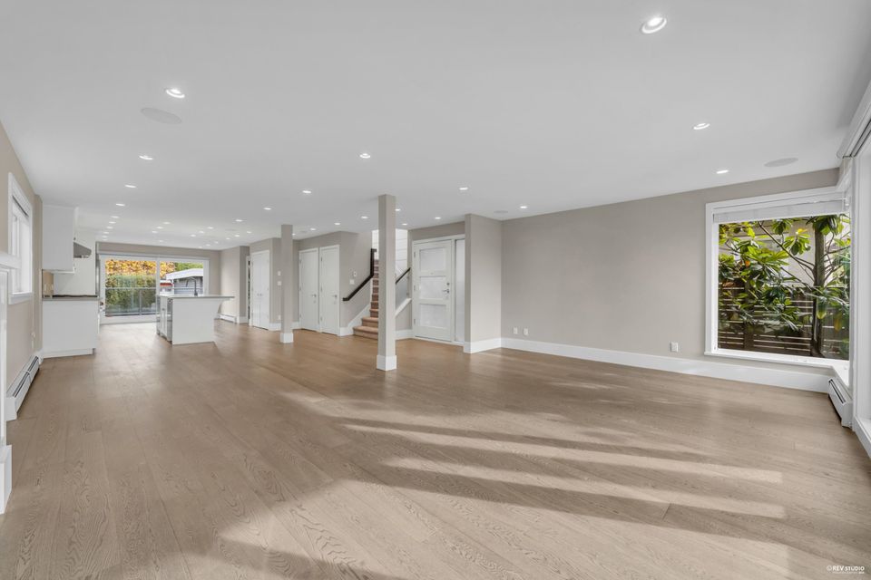 1251-clyde-avenue-ambleside-west-vancouver-09 at 1251 Clyde Avenue, Ambleside, West Vancouver