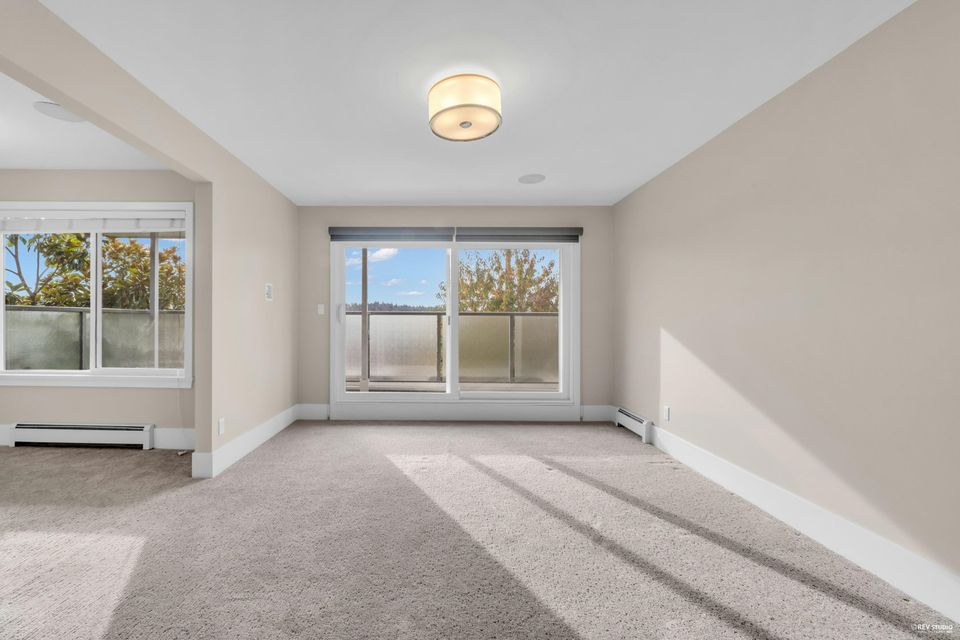 1251-clyde-avenue-ambleside-west-vancouver-22 at 1251 Clyde Avenue, Ambleside, West Vancouver