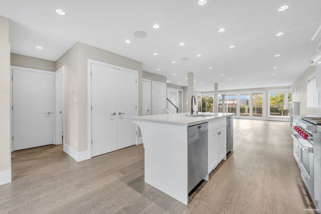 1251-clyde-avenue-ambleside-west-vancouver-14 at 1251 Clyde Avenue, Ambleside, West Vancouver