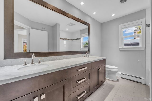 1251-clyde-avenue-ambleside-west-vancouver-26 at 1251 Clyde Avenue, Ambleside, West Vancouver