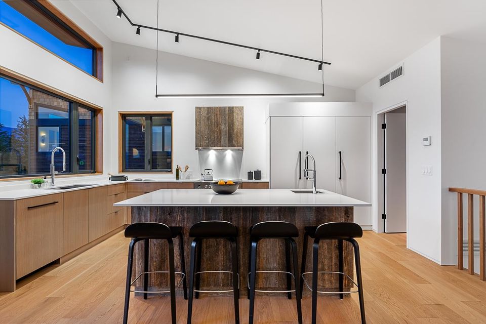 885-rivendell-drive-bowen-island-bowen-island-07 at 885 Rivendell Drive, Bowen Island