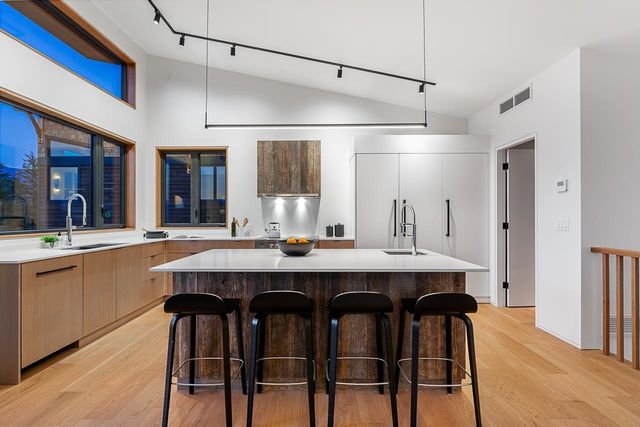 885-rivendell-drive-bowen-island-bowen-island-07 at 885 Rivendell Drive, Bowen Island