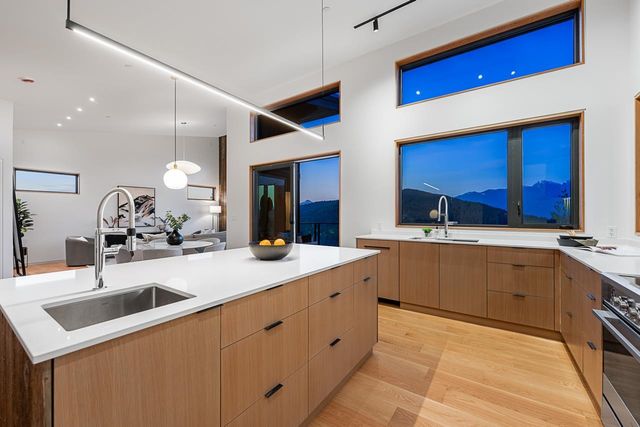 885-rivendell-drive-bowen-island-bowen-island-08 at 885 Rivendell Drive, Bowen Island