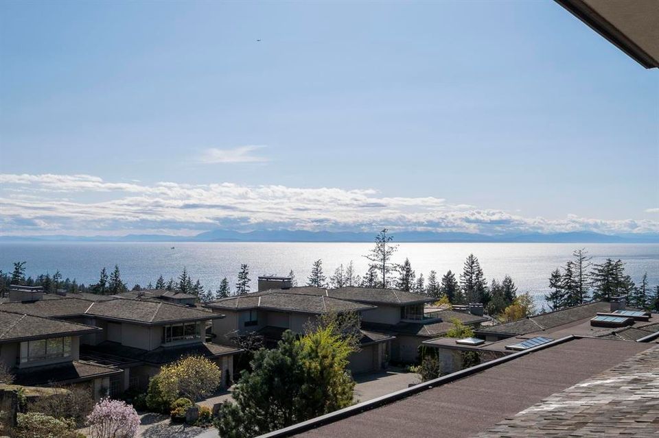 263105333-d0ad77ba-dc60-461b-8194-4732f8bd3bf1 at 4987 Meadfeild Wynd, Caulfeild, West Vancouver