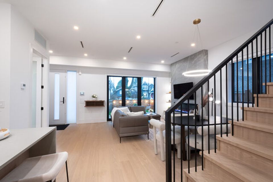 002 at 2493 Eton Street, Hastings Sunrise, Vancouver East