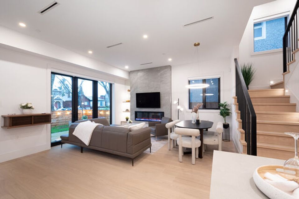 003 at 2493 Eton Street, Hastings Sunrise, Vancouver East