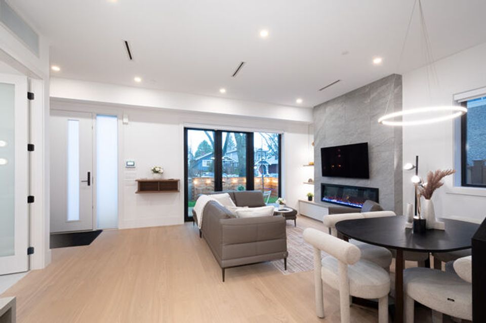 004 at 2493 Eton Street, Hastings Sunrise, Vancouver East