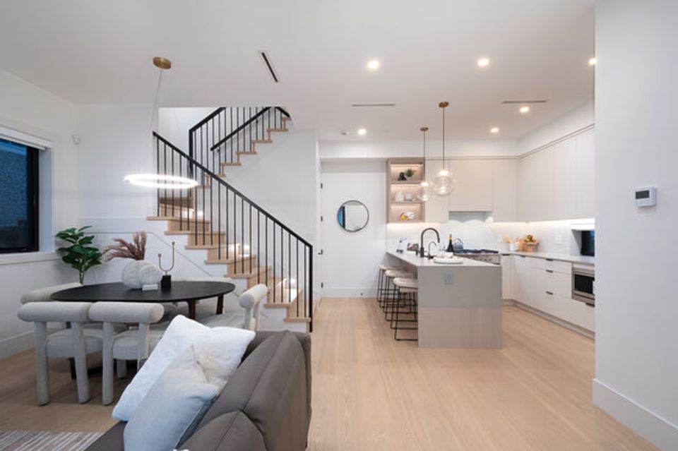 013 at 2493 Eton Street, Hastings Sunrise, Vancouver East