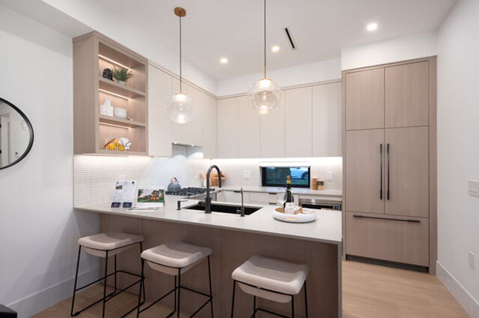 015 at 2493 Eton Street, Hastings Sunrise, Vancouver East