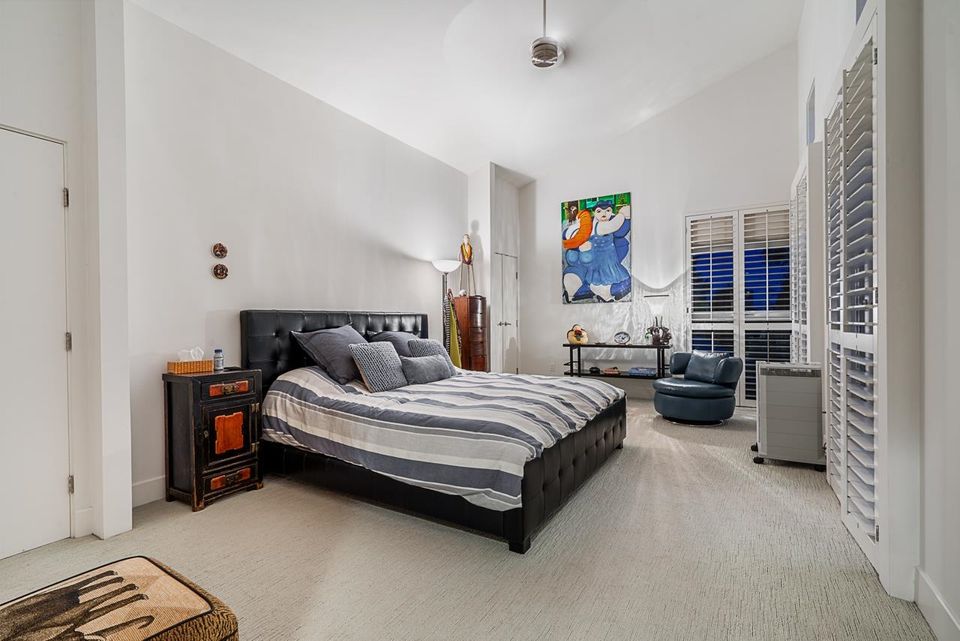 955-20th-street-ambleside-west-vancouver-14 at 955 20th Street, Ambleside, West Vancouver