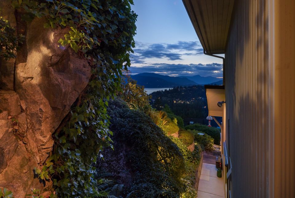 5267-aspen-drive-upper-caulfeild-west-vancouver-38 at 5267 Aspen Drive, Upper Caulfeild, West Vancouver