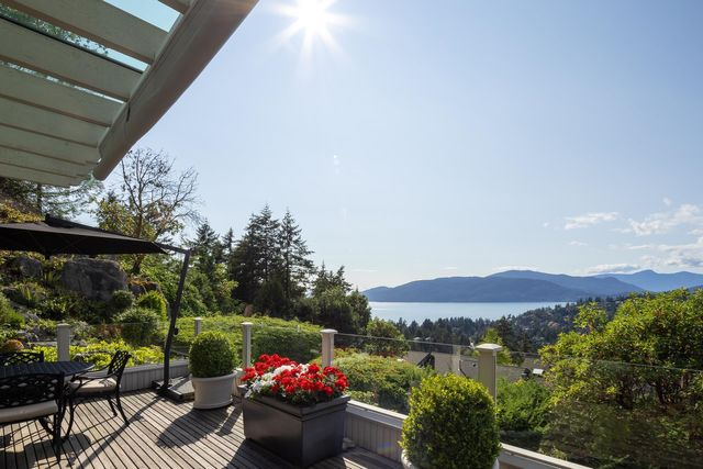 5267-aspen-drive-upper-caulfeild-west-vancouver-25 at 5267 Aspen Drive, Upper Caulfeild, West Vancouver