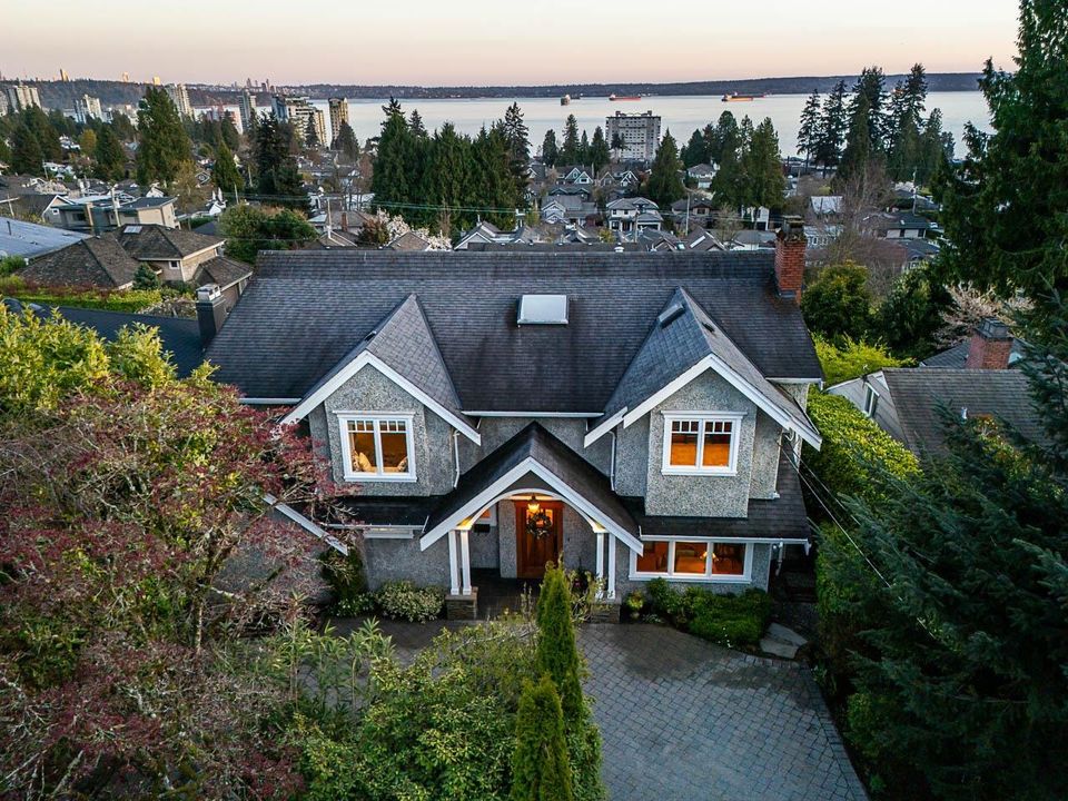 2374-nelson-avenue-dundarave-west-vancouver-35 at 2374 Nelson Avenue, Dundarave, West Vancouver