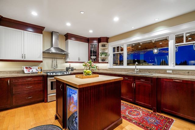 2374-nelson-avenue-dundarave-west-vancouver-07 at 2374 Nelson Avenue, Dundarave, West Vancouver