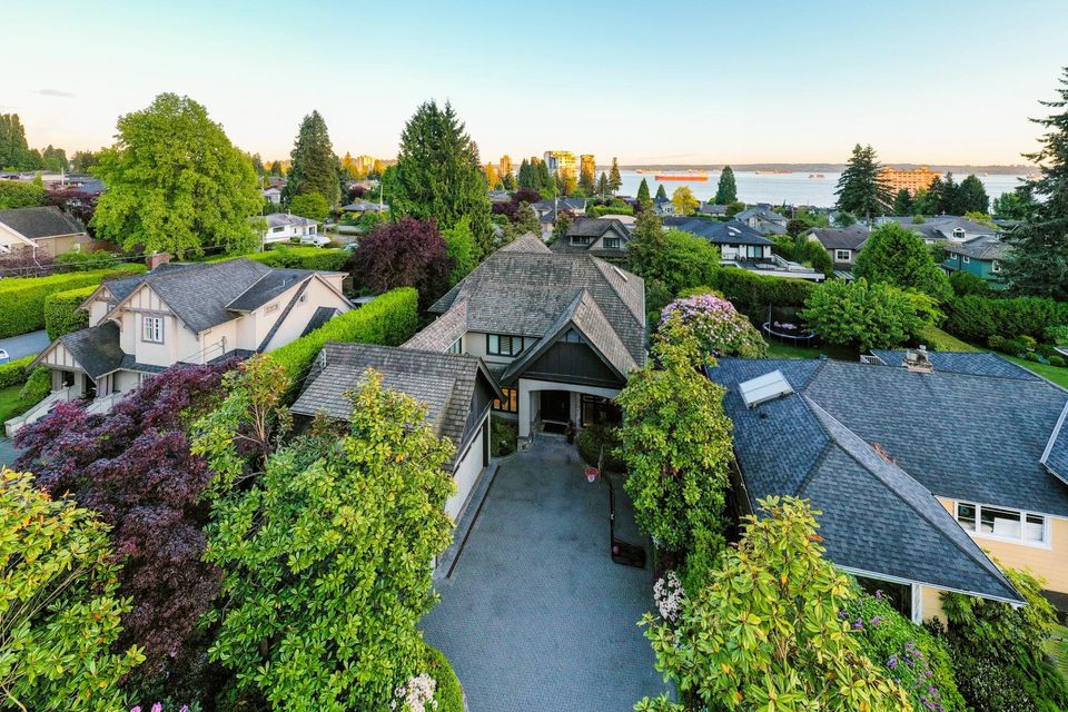 2312-kings-avenue-dundarave-west-vancouver-29 at 2312 Kings Avenue, Dundarave, West Vancouver