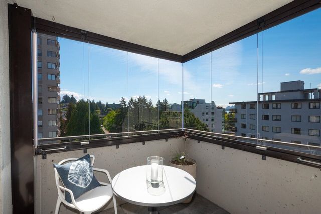 1341-clyde-avenue-ambleside-west-vancouver-34 at 701 - 1341 Clyde Avenue, Ambleside, West Vancouver