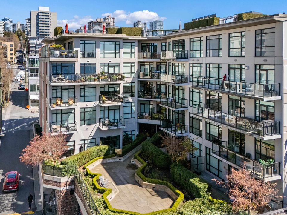 105-w-2nd-street-lower-lonsdale-north-vancouver-30 at 305 - 105 W 2nd Street, Lower Lonsdale, North Vancouver