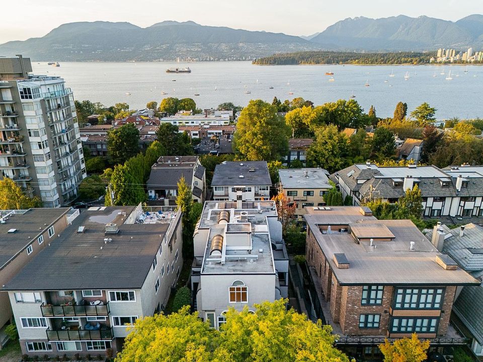 2445-w-1st-avenue-kitsilano-vancouver-west-27 at 2445 W 1st Avenue, Kitsilano, Vancouver West