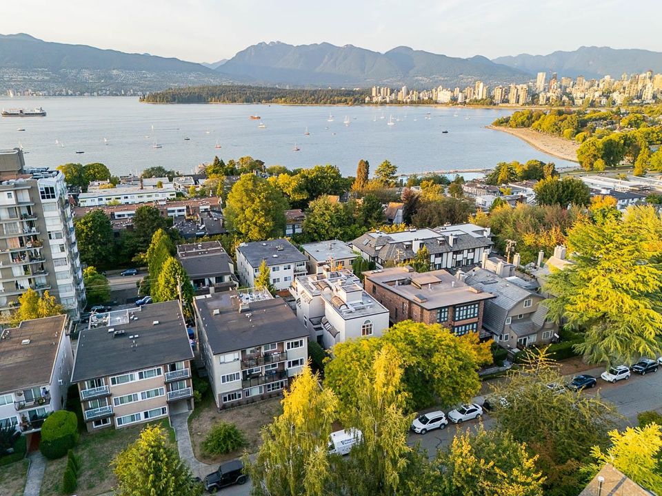 2445-w-1st-avenue-kitsilano-vancouver-west-28 at 2445 W 1st Avenue, Kitsilano, Vancouver West