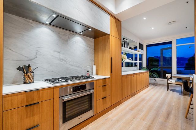 2445-w-1st-avenue-kitsilano-vancouver-west-06 at 2445 W 1st Avenue, Kitsilano, Vancouver West