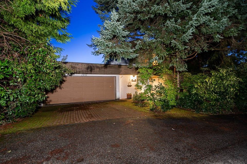 5970-condor-place-eagleridge-west-vancouver-03 at 5970 Condor Place, Eagleridge, West Vancouver