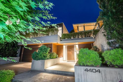 4404-parliament-crescent-forest-hills-nv-north-vancouver-03 at 4404 Parliament Crescent, Forest Hills NV, North Vancouver 4404-parliament-crescent-forest-hills-nv-north-vancouver-03 at 4404 Parliament Crescent, Forest Hills NV, North Vancouver