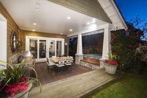 004 at 2303 Kings Avenue, Dundarave, West Vancouver 004 at 2303 Kings Avenue, Dundarave, West Vancouver