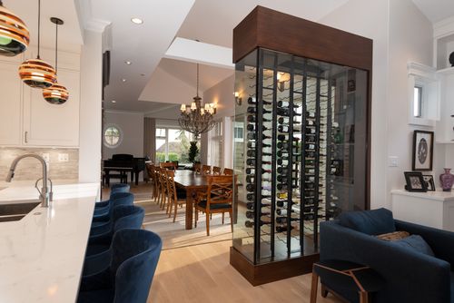 015 at 2303 Kings Avenue, Dundarave, West Vancouver 015 at 2303 Kings Avenue, Dundarave, West Vancouver