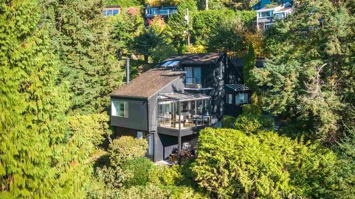 450-mountain-drive-lions-bay-west-vancouver-01 at 450 Mountain Drive, Lions Bay, West Vancouver