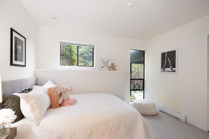 450-mountain-drive-lions-bay-west-vancouver-25 at 450 Mountain Drive, Lions Bay, West Vancouver