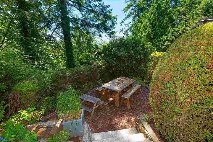450-mountain-drive-lions-bay-west-vancouver-36 at 450 Mountain Drive, Lions Bay, West Vancouver