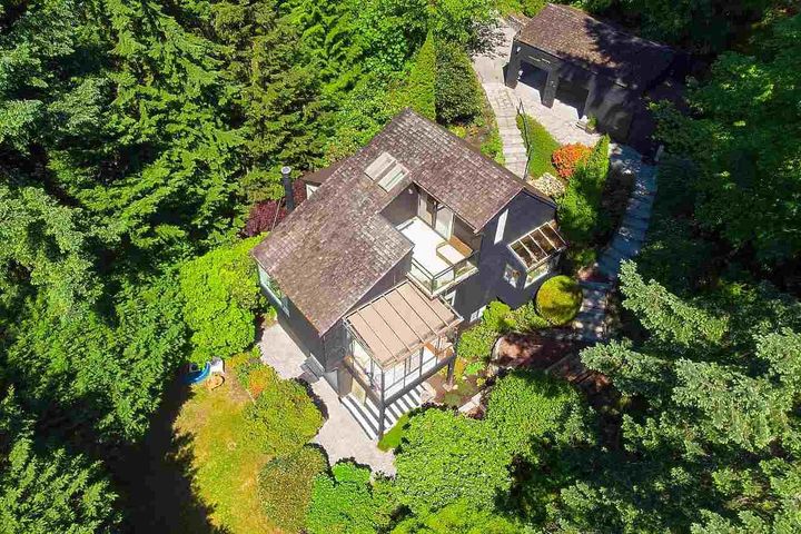 450-mountain-drive-lions-bay-west-vancouver-37 at 450 Mountain Drive, Lions Bay, West Vancouver