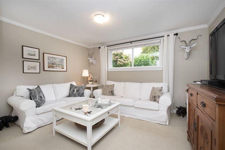 262580101-19 at 1240 Pinewood Crescent, Norgate, North Vancouver