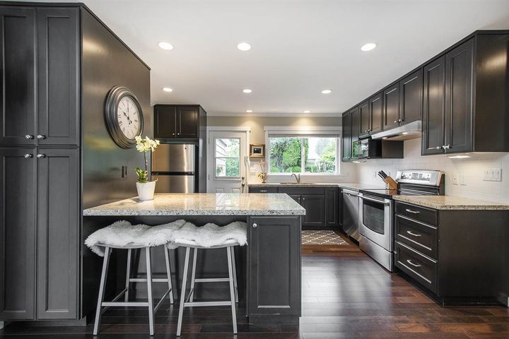 262580101-5 at 1240 Pinewood Crescent, Norgate, North Vancouver