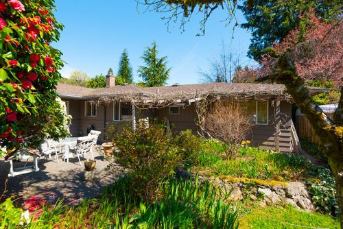 018 at 930 Burley Drive, Sentinel Hill, West Vancouver 018 at 930 Burley Drive, Sentinel Hill, West Vancouver