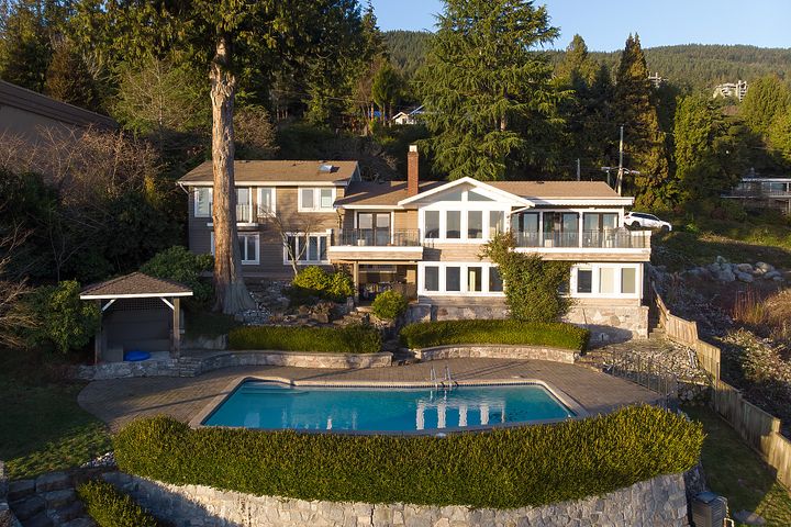 005 at 3420 Mathers Avenue, Westmount WV, West Vancouver