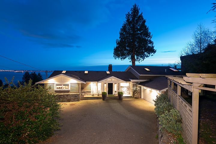 010 at 3420 Mathers Avenue, Westmount WV, West Vancouver