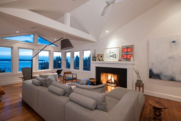 013 at 3420 Mathers Avenue, Westmount WV, West Vancouver