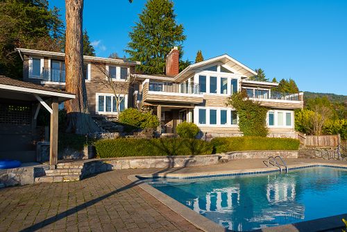 001 at 3420 Mathers Avenue, Westmount WV, West Vancouver