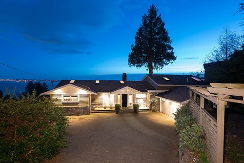 010 at 3420 Mathers Avenue, Westmount WV, West Vancouver