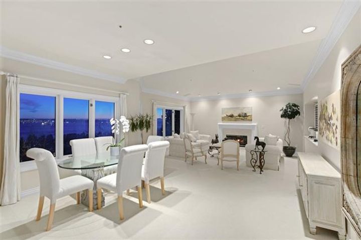 dining at 2418 Palmerston Avenue, Dundarave, West Vancouver