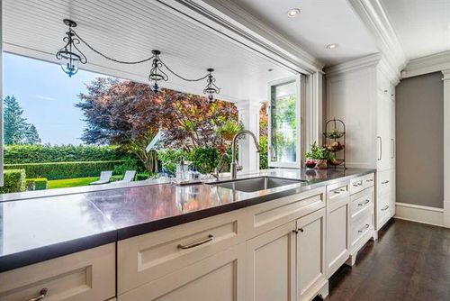 3061-mathers9 at 3061 Mathers Avenue, Altamont, West Vancouver 3061-mathers9 at 3061 Mathers Avenue, Altamont, West Vancouver