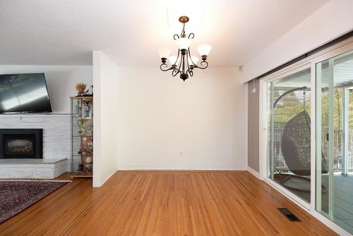 2009-boulevard-crescent-boulevard-north-vancouver-08 at 2009 Boulevard Crescent, Boulevard, North Vancouver 2009-boulevard-crescent-boulevard-north-vancouver-08 at 2009 Boulevard Crescent, Boulevard, North Vancouver